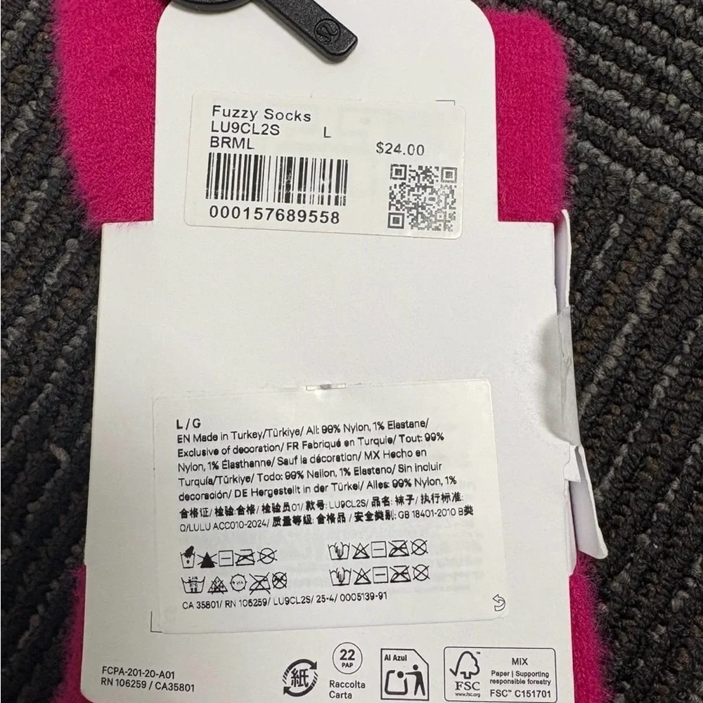 Lululemon Fuzzy Socks Berry Rumble  Size L NWT - Picture 2 of 4